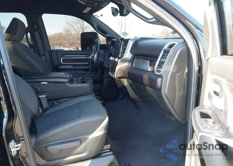 2024 Ram 2500 Big Horn 4X4 6'4 Box z USA, uszkodzony, nr VIN 3C6UR5DL2RG106300